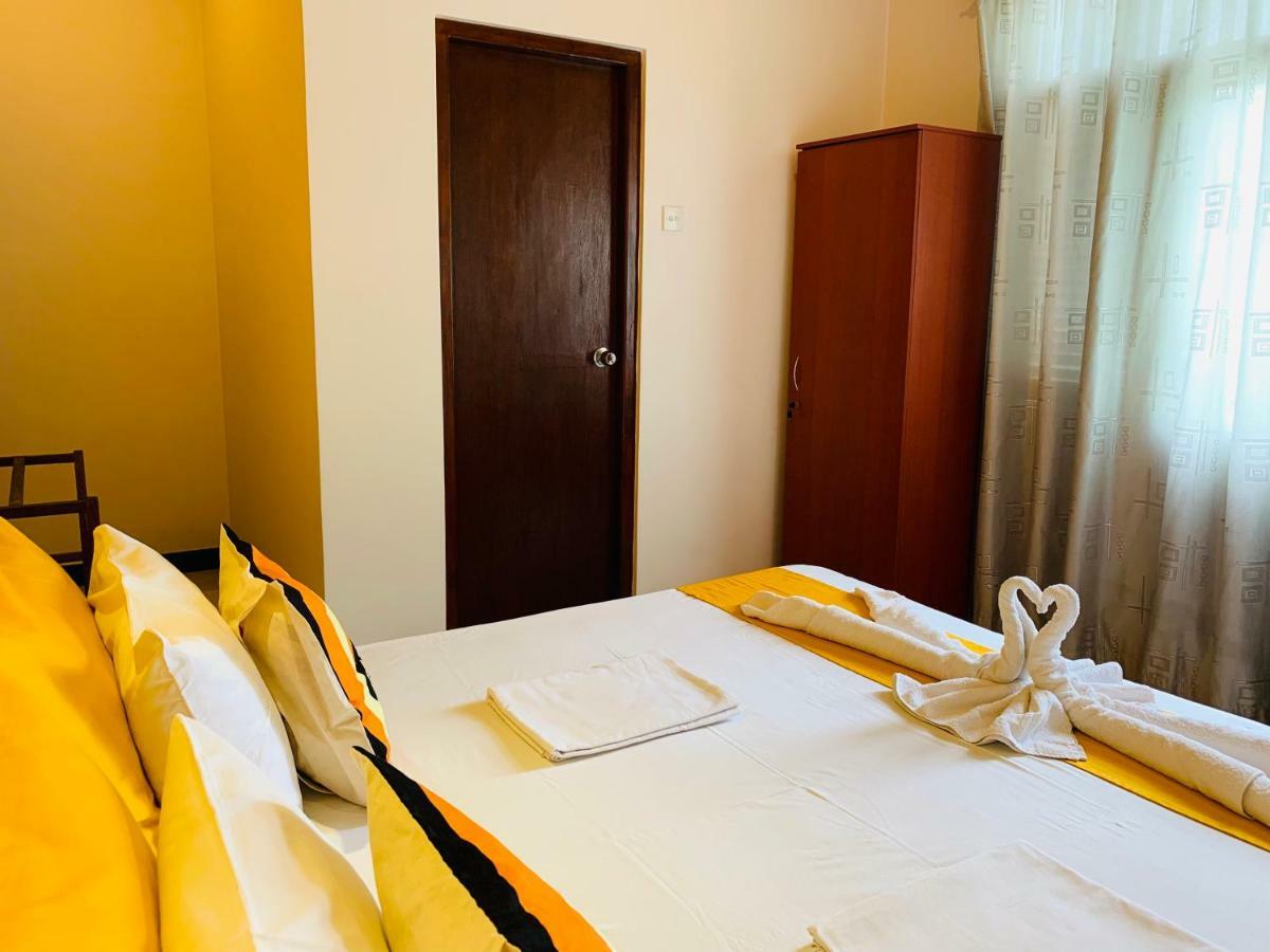 Sam'S Guest House Unawatuna Ngoại thất bức ảnh
