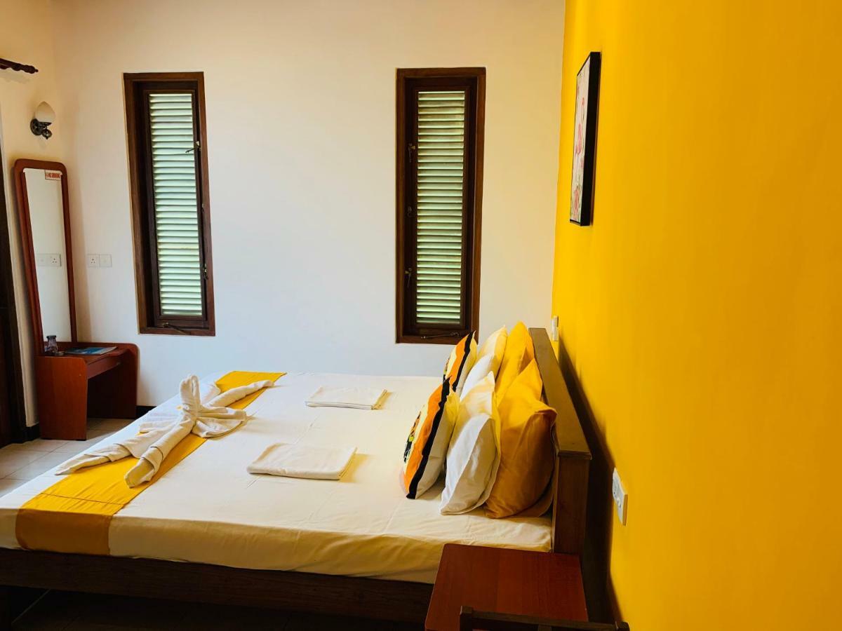 Sam'S Guest House Unawatuna Ngoại thất bức ảnh