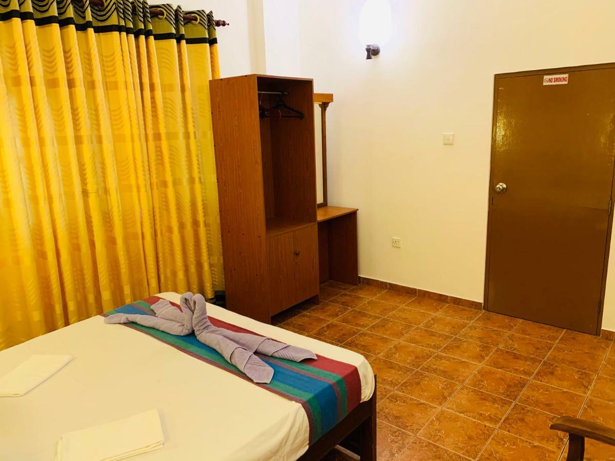 Sam'S Guest House Unawatuna Ngoại thất bức ảnh